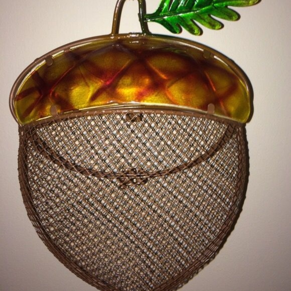 Accents Metal Mesh Acorn Shaped Bird Squirrel Feeder Decor